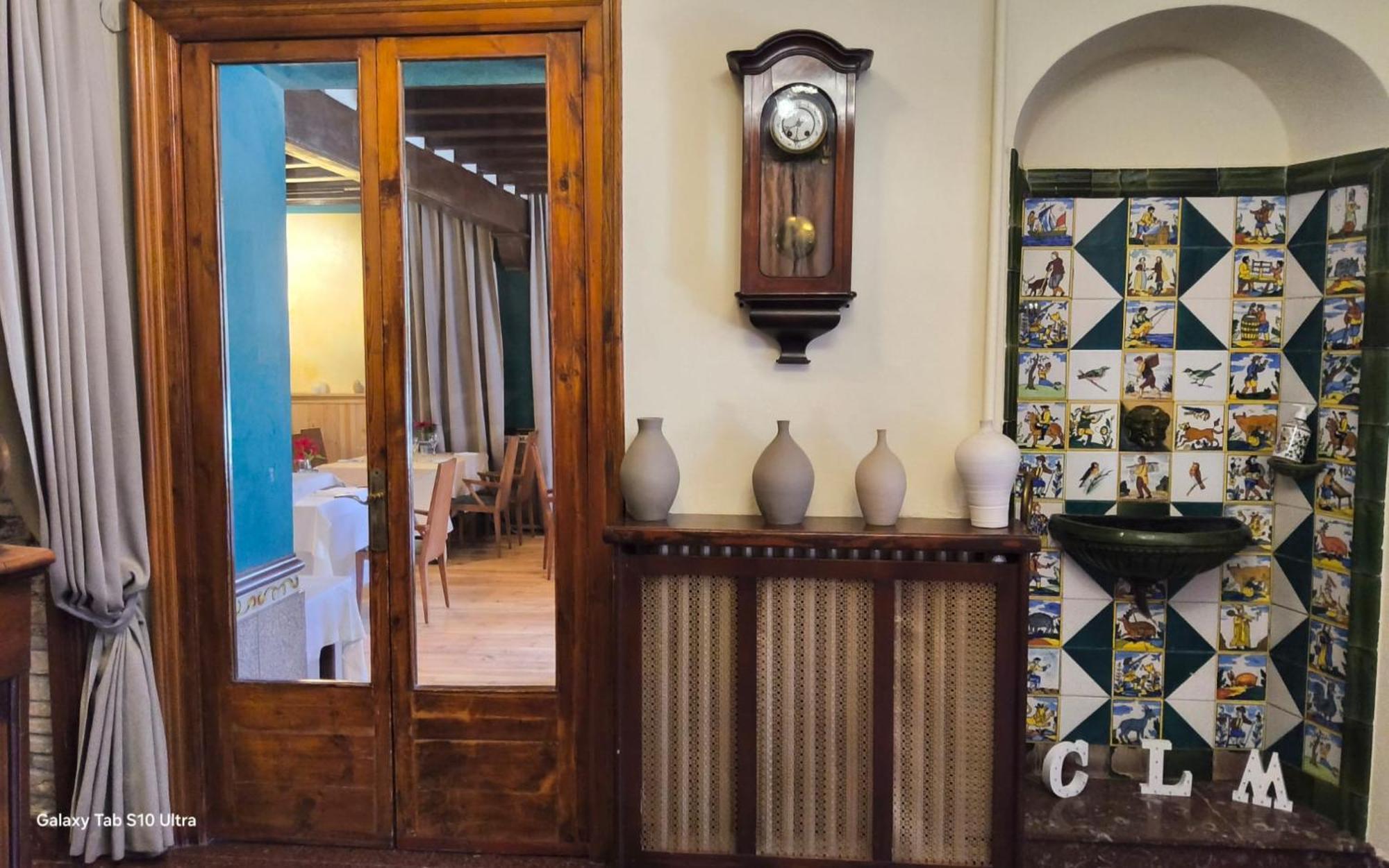 Fonda Ca la Manyana Guest House Sant Julia de Vilatorta Luaran gambar